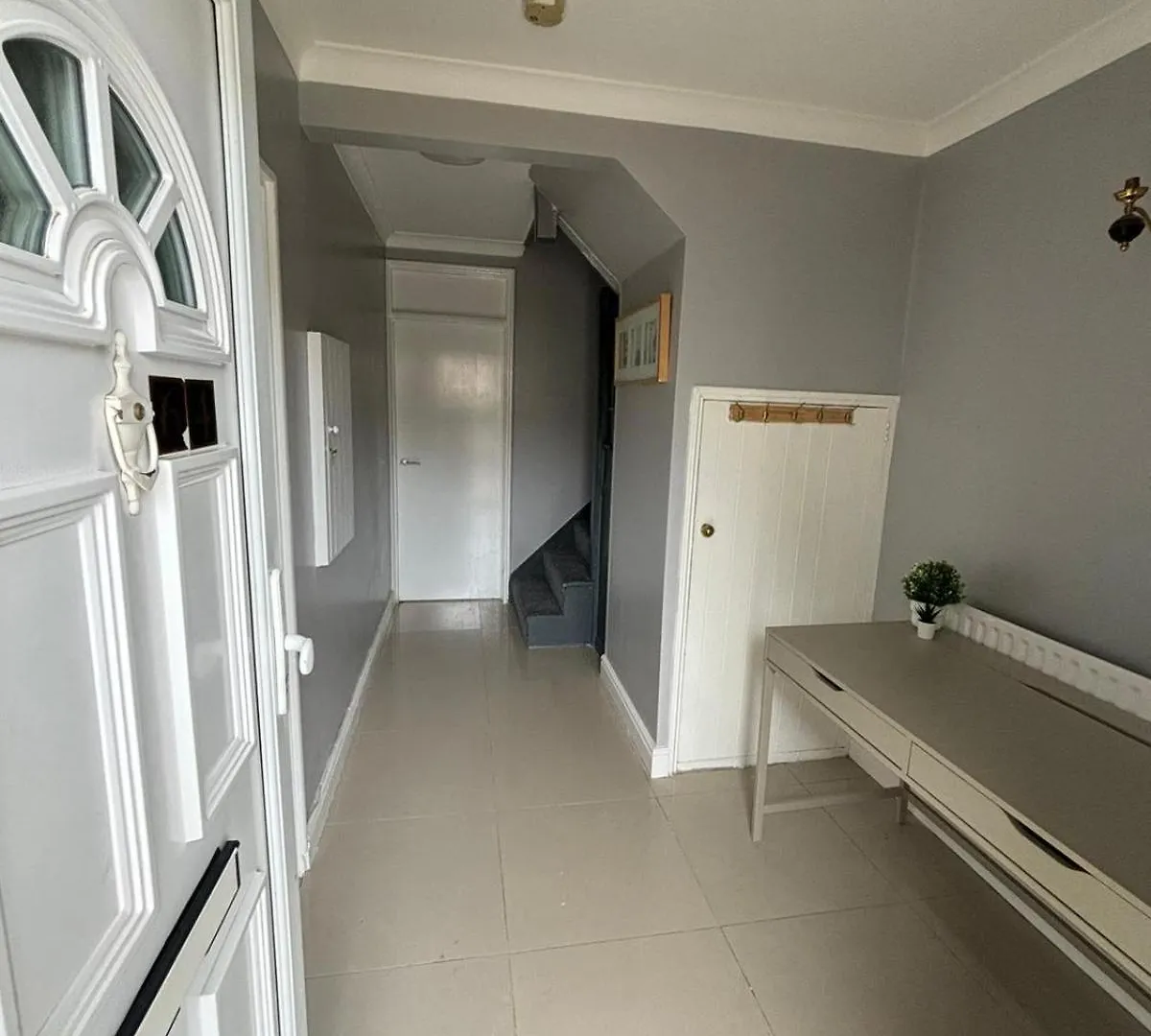 Mottisfont Road House Villa Abbey Wood